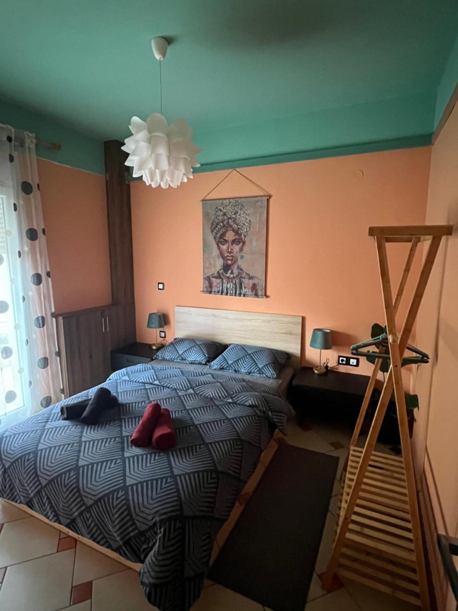 Happy Colors House Apartment *